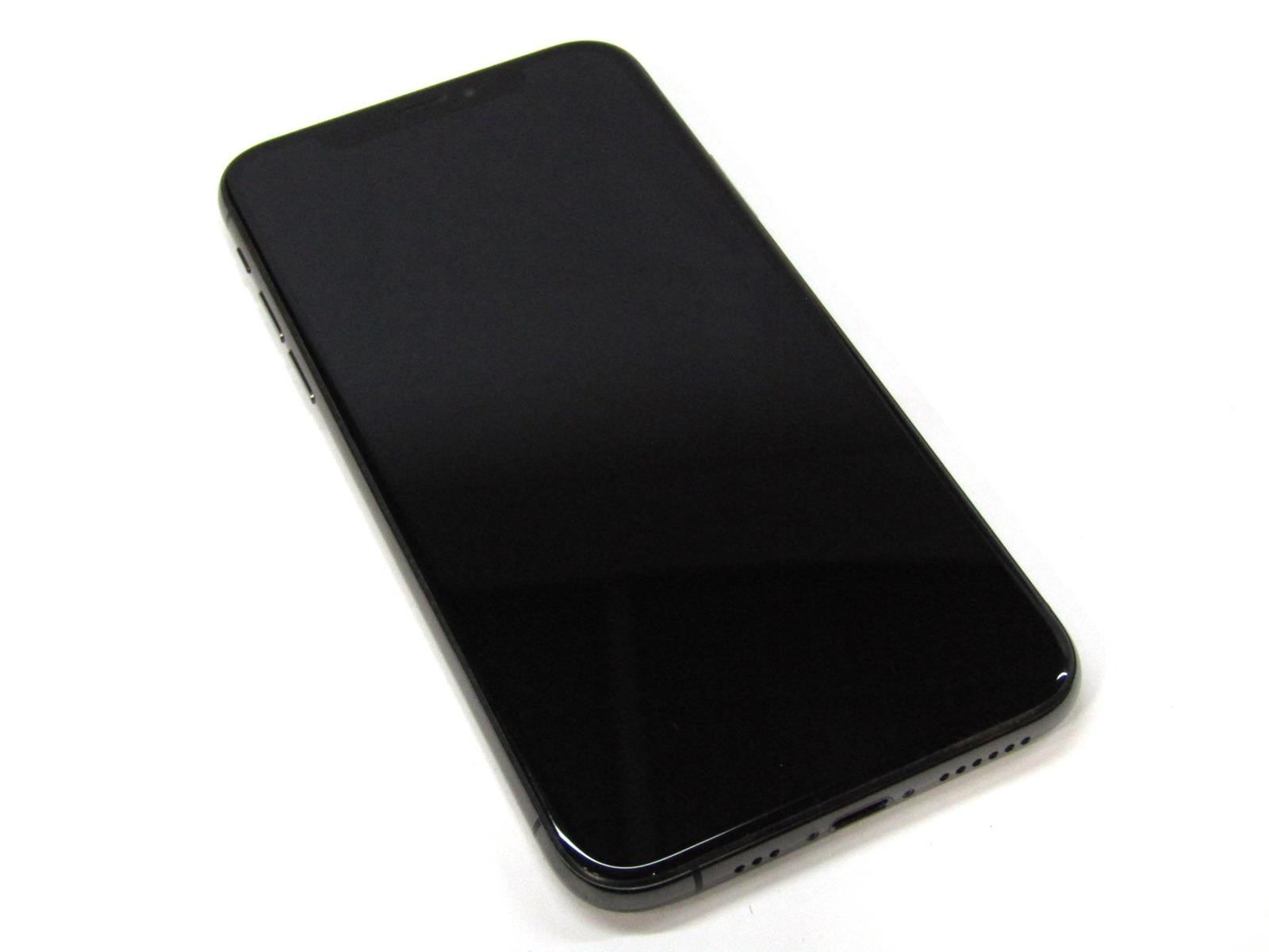 Apple iPhone XS A1920 (11,2) 64GB 5.8″ | Unlocked | Space Gray | Health: 82%