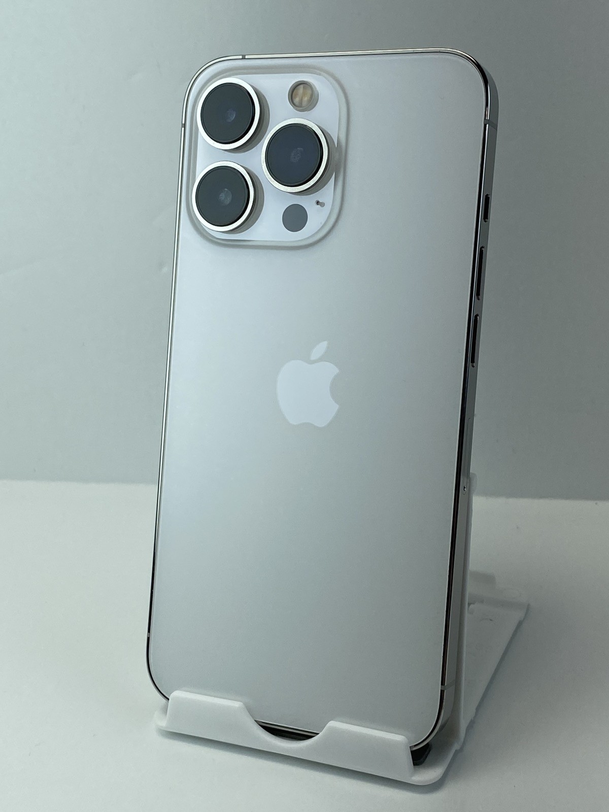 Apple iPhone 13 Pro A2483 128GB Silver 90% battery health Unlocked device