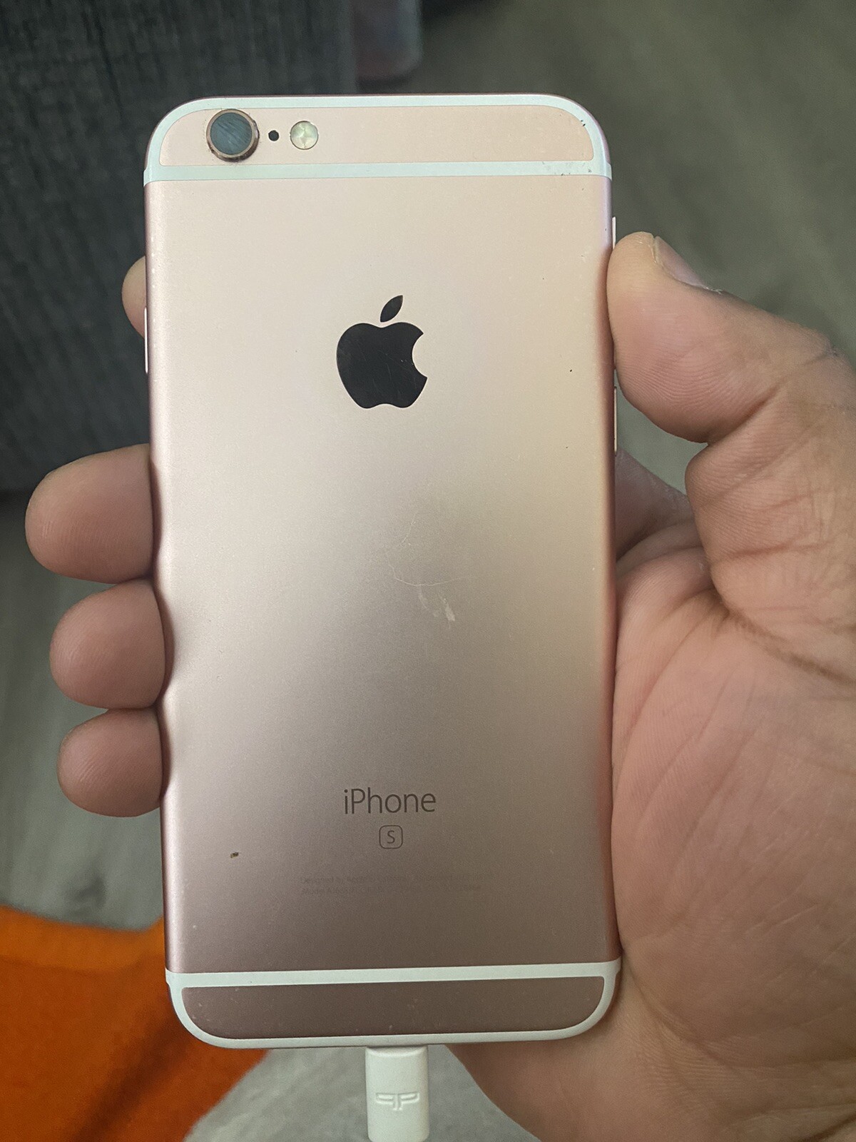 Apple iPhone 6s – 64GB – Rose Gold (Unlocked) A1688 (CDMA + GSM)
