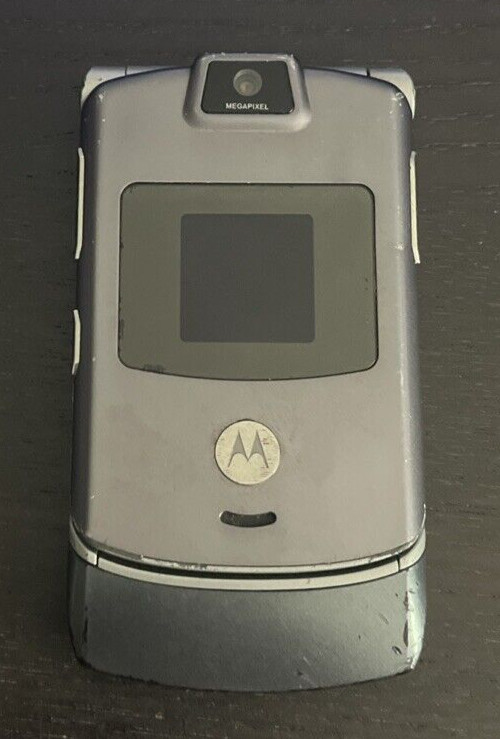 Motorola RAZR V3 – Cell phone – Gray – Read Description