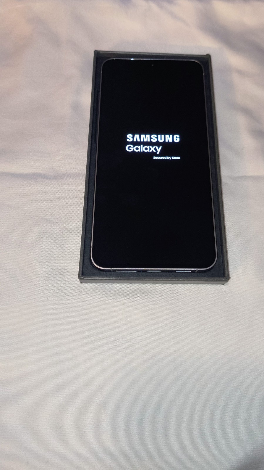 Samsung Galaxy S25 FE Smartphone Black AT&T Fingerprint Sensor Wi-Fi Bluetooth