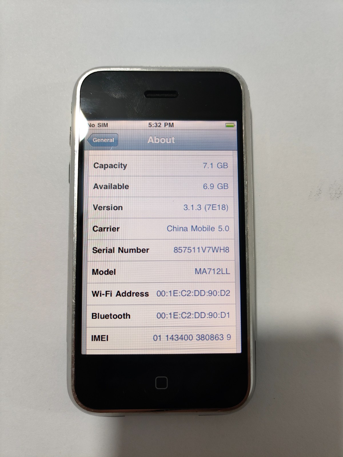 Apple iPhone 2G 1st Generation 8GB Black unlocked 2G GSM Mobile Phone