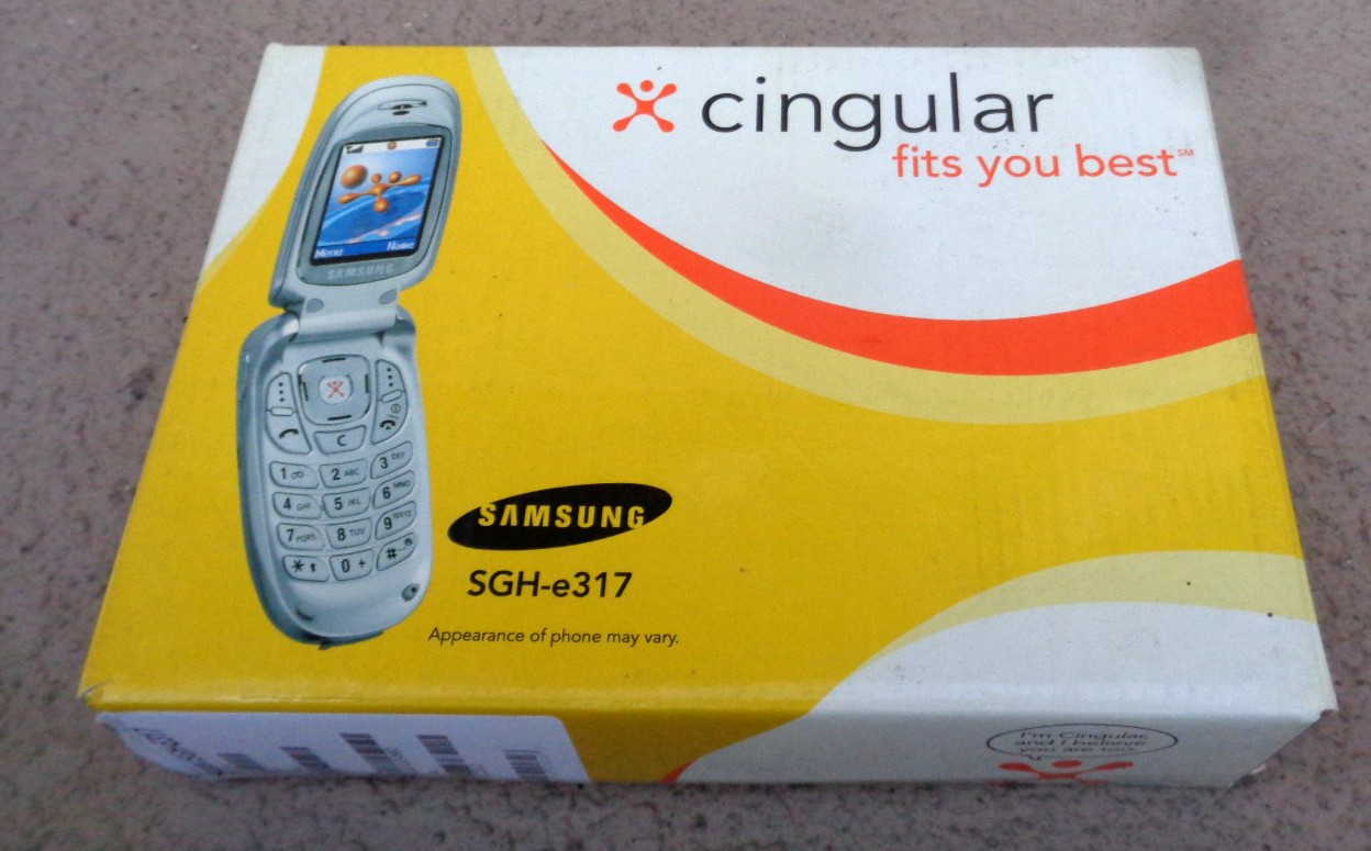 SAMSUNG SGH-E317 SILVER FLIP PHONE (CINGULAR) NO SIM CARD POWERS ON Y2K PROP