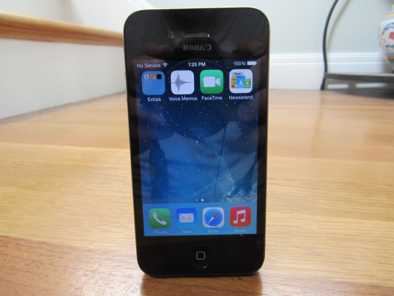 WORKING APPLE iPHONE 4 -16GB -BLACK- AT&T-A1332 GSM **HAS ISSUES-READ DETAILS**