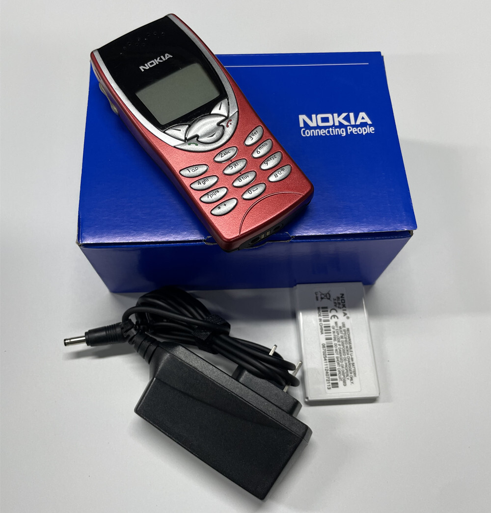 Original Nokia 8210 Unlocked Mobile Phone GSM900/1800 cellphone+1 Year WARRANTY