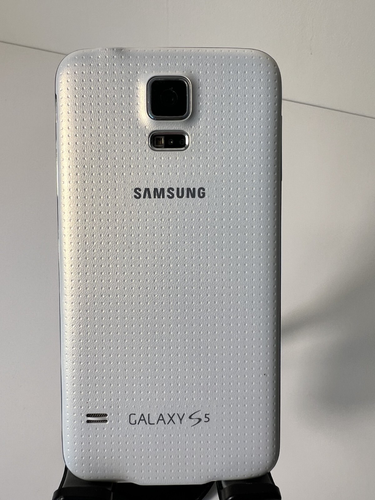 Samsung SM-G900V Galaxy S5 Verizon/Unlocked Phone GOOD (White) IMEI pictured !!!