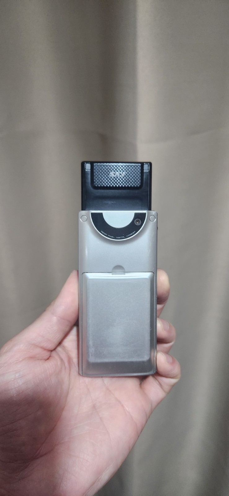 [VINTAGE] 2006 SKY Flip/Slide Phone Rare Y2K Aesthetic Retro Tech South Korea
