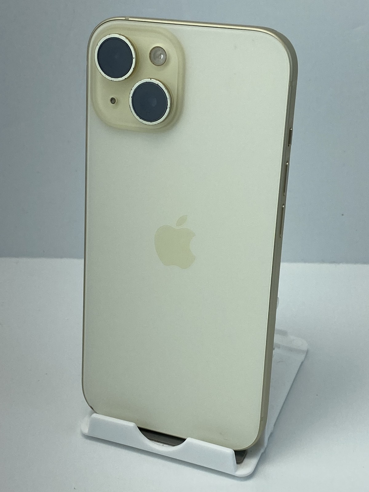 Apple iPhone 15 A2846 128GB Yellow 98% battery health Unlocked phone