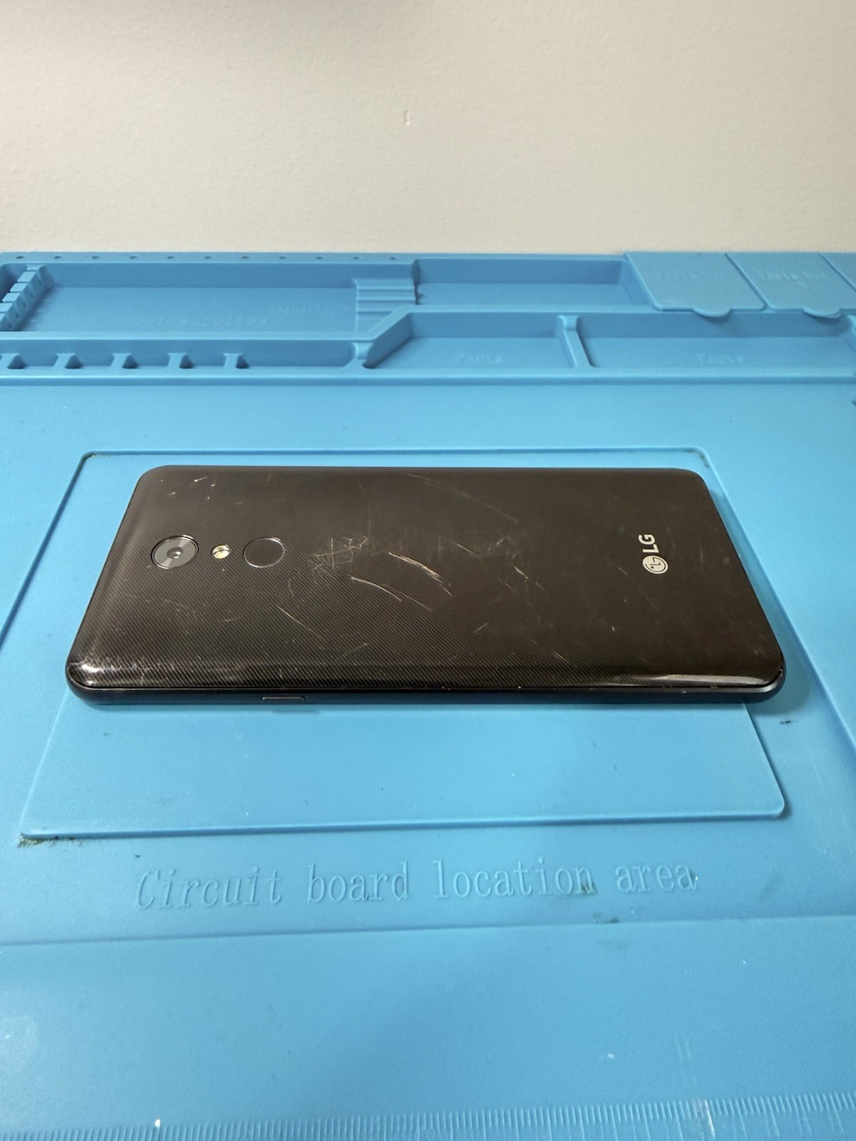 LG Stylo 4 Black Smartphone Fingerprint Sensor Android TracFone Bluetooth Wi-Fi
