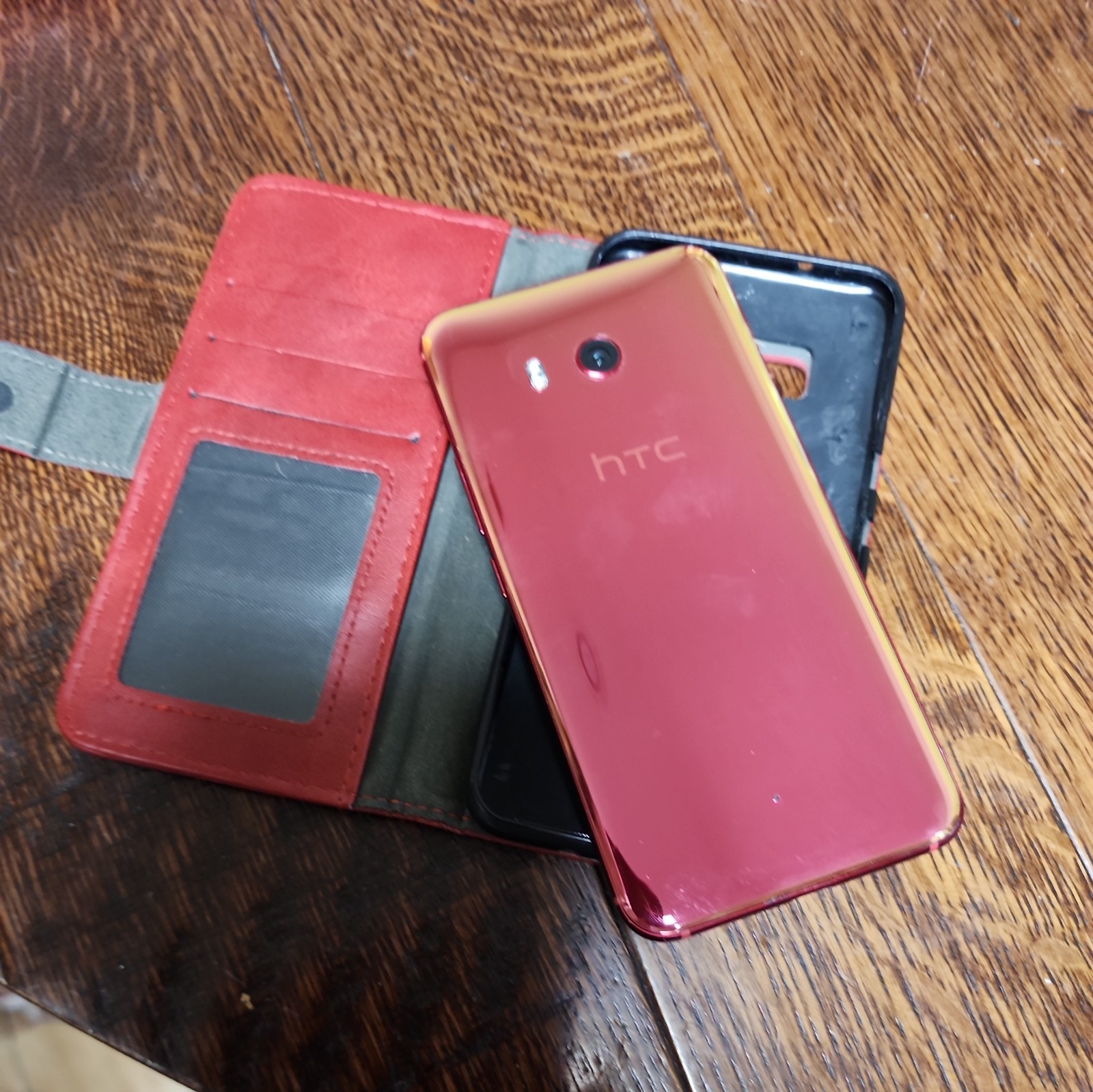 HTC One M8 64GB – T-Mobile Metallic Red