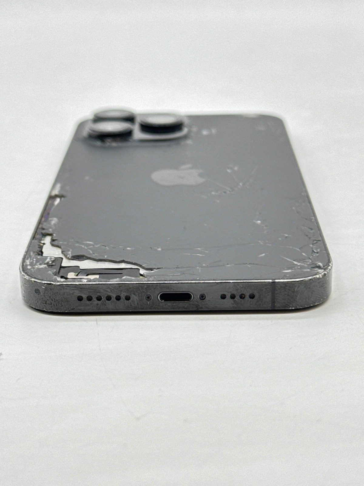 AT&T Apple iPhone 14 Pro Max A2651 256GB Space Black – Cracked Read!