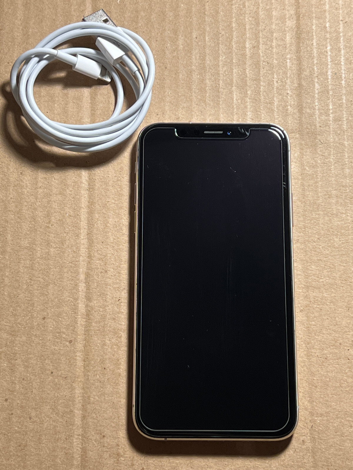 Apple iPhone XS – 64GB – Silver (Unlocked) A1920 (CDMA + GSM) READ