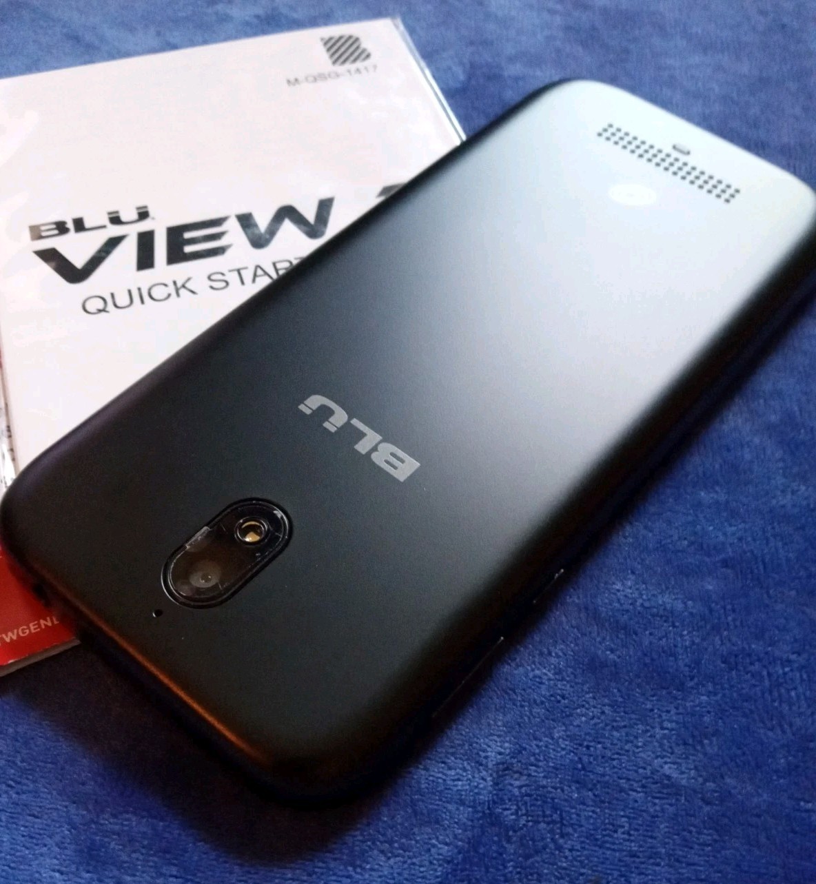 BLU View 2 – 32 GB – Black (Total Wireless) NWOB