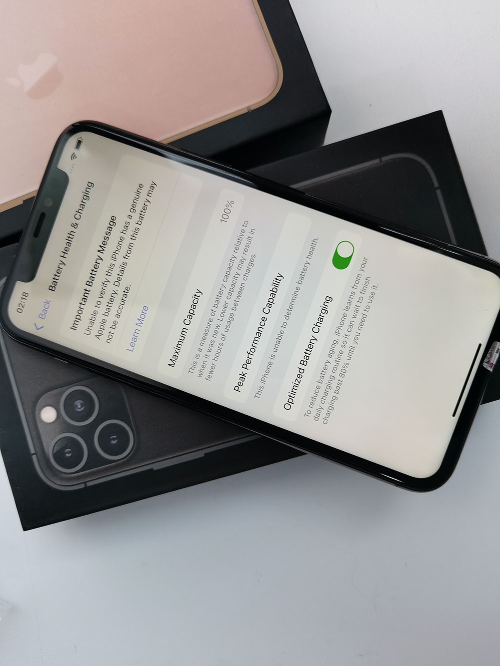 BOXED – Apple iPhone 11 Pro Unlocked 64GB / 256GB All colors good Smartphone