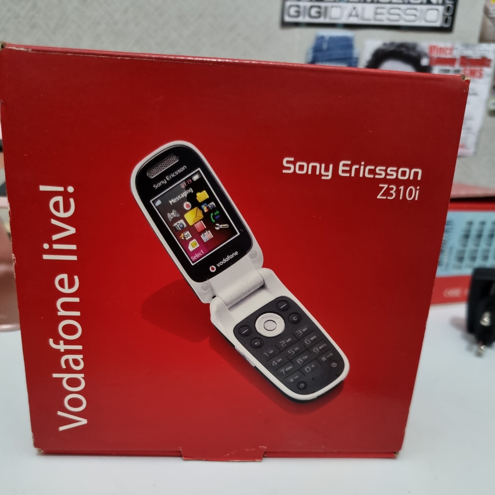 Sony Ericsson Z310i – Black New Old Stock Unlocked