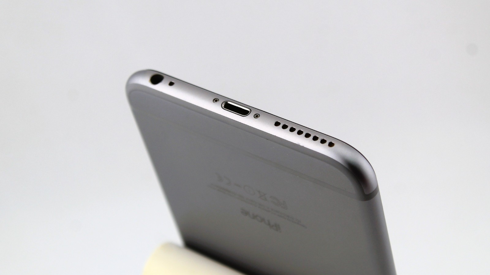 Good Condition – Apple iPhone 6+ 64GB Silver (AT&T ONLY) – Free Shipping