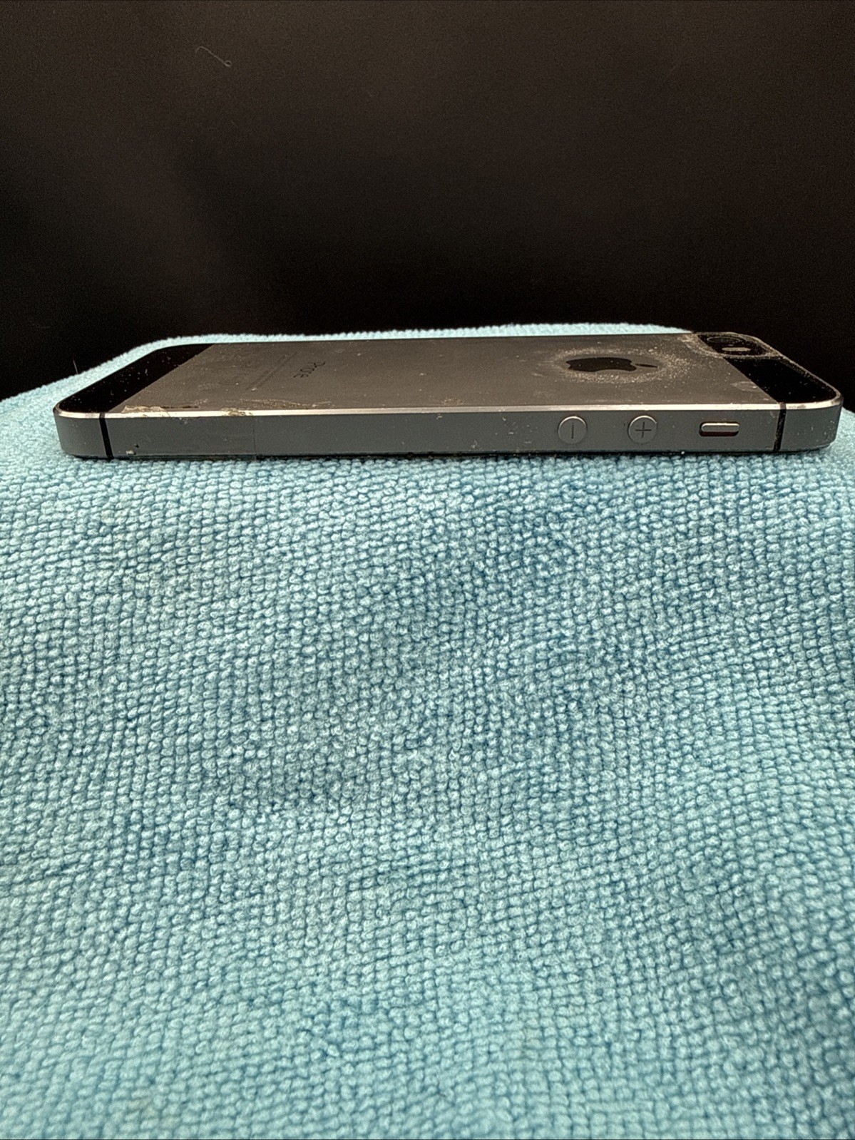 Apple iPhone 5s – 16 GB – Space Gray As-Is Parts Only Untested
