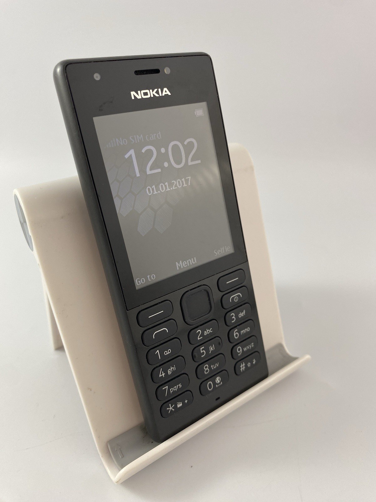 Nokia 216 Unlocked 16MB 2.4″ 0.3MP FM Torch Mobile Button Phone