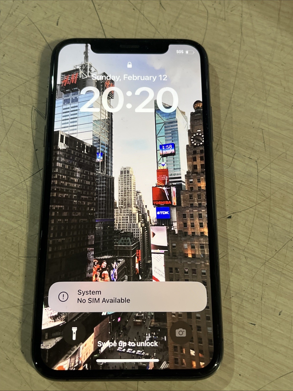 APPLE IPHONE XR PHONE
