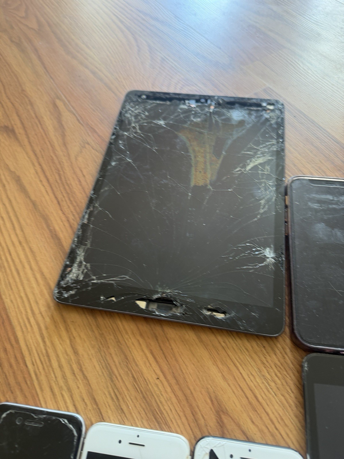 Lot Of Assorted Apple iPhones, Tablets – For Scrap only or PARTS ONLY