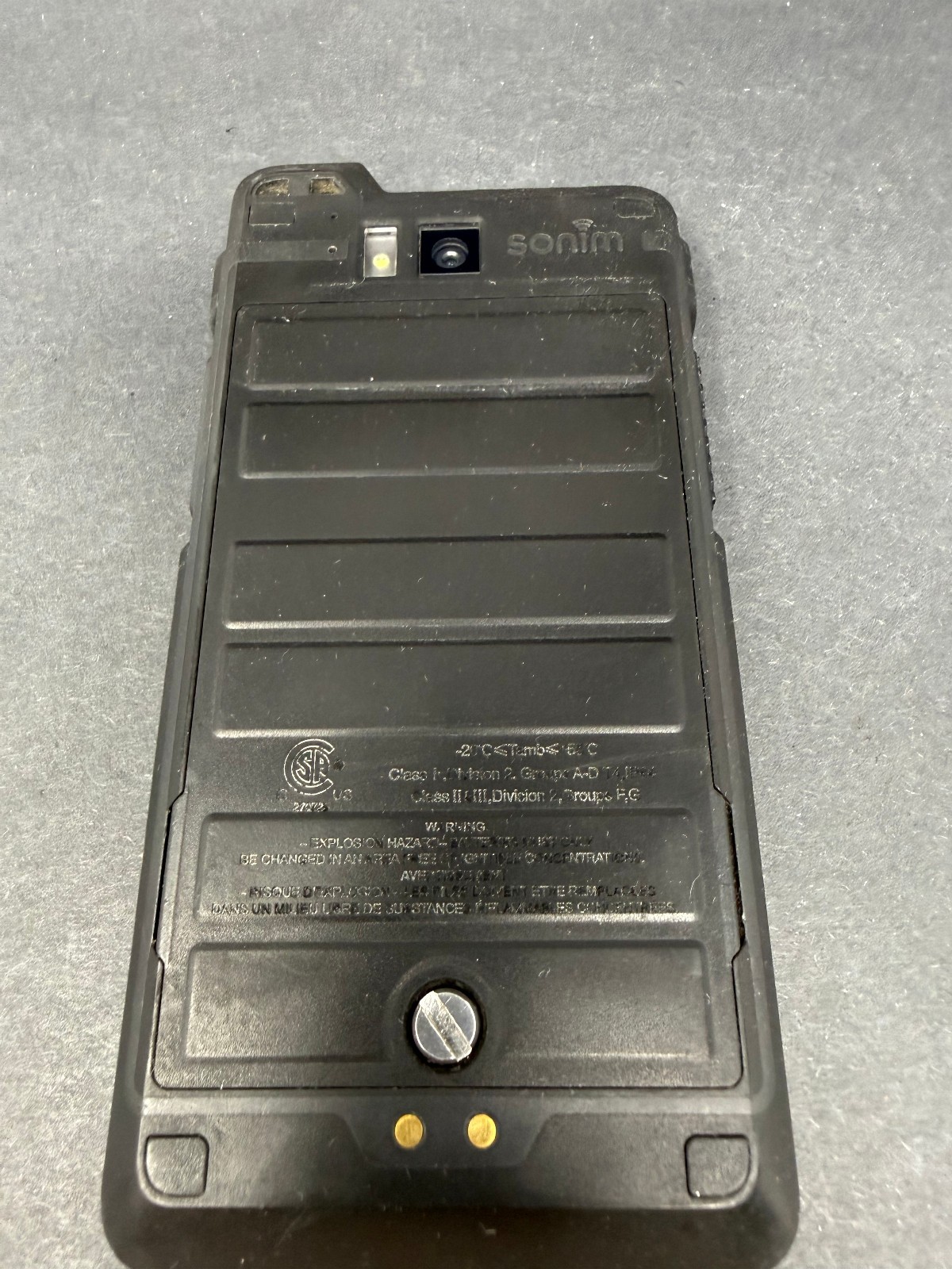 Sonim XP8 XP8800 64 GB SPRINT SIM LOCKED Tested Works