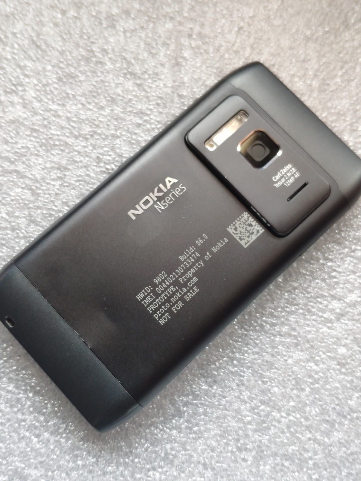 NOKIA N8 Prototype