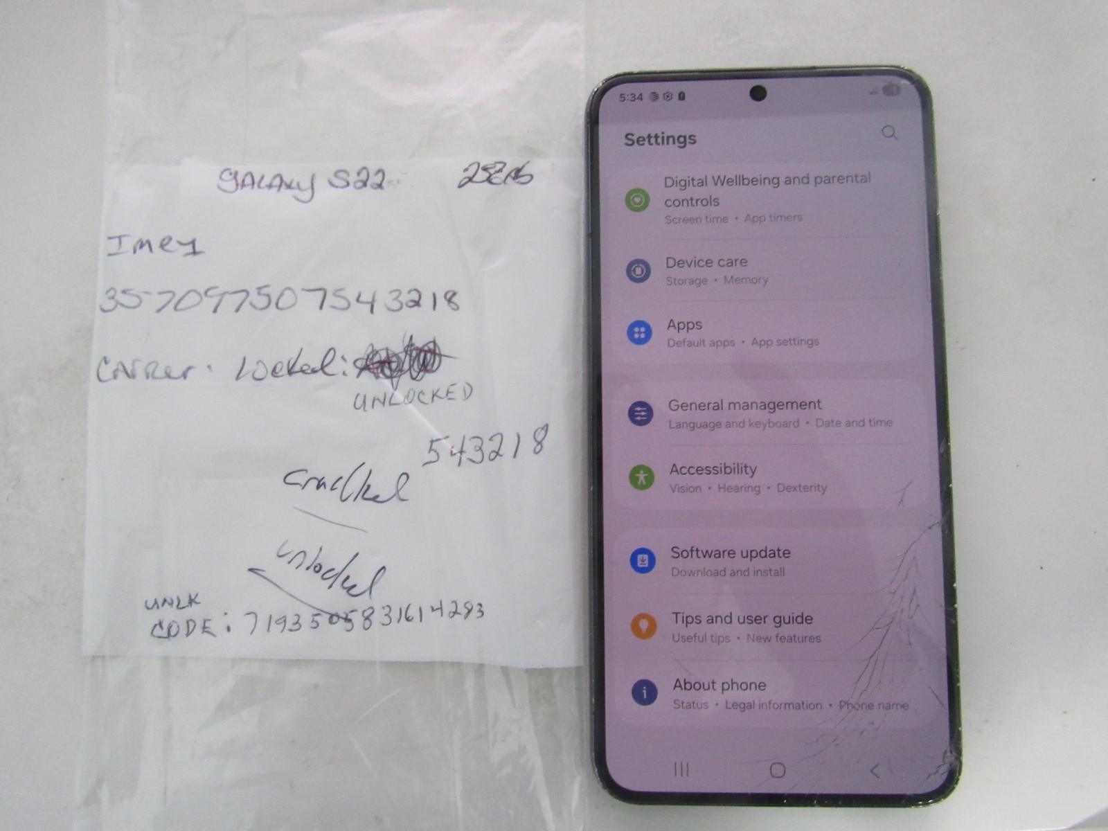 Samsung Galaxy S22 Unlocked 256GB SM-S901U SM-S901U Cracked Glass Clean IMEI