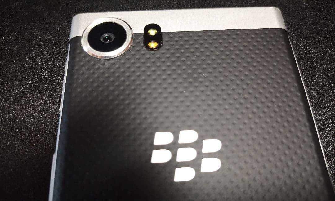 BlackBerry KEYone BBB100-6 Silver 64GB 4GB RAM SIM Free Unlocked Android Japan