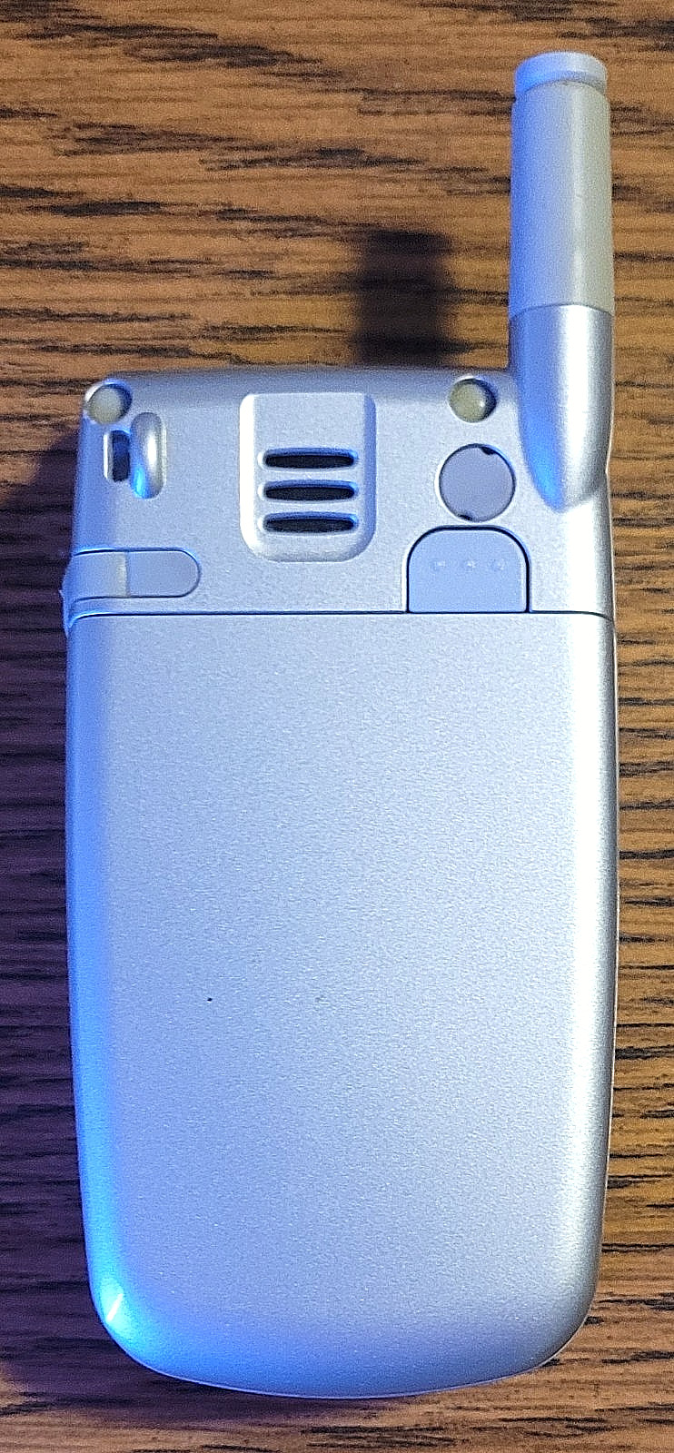 Audiovox CDM-9900 – Silver and Gray ( Verizon ) Super Rare Flip Phone – Bundled