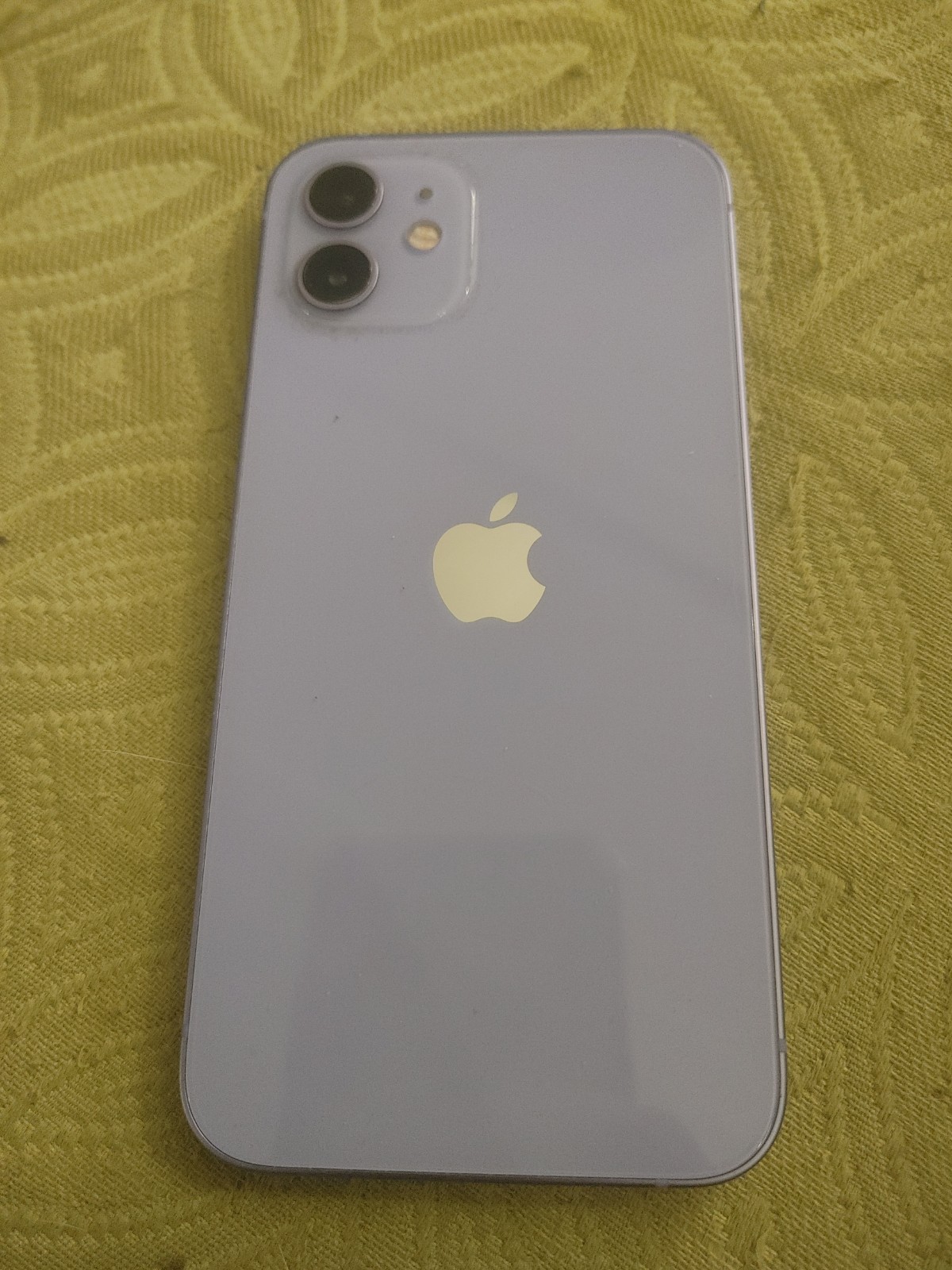 Apple iPhone 12 – 64 GB – Purple (Unlocked)