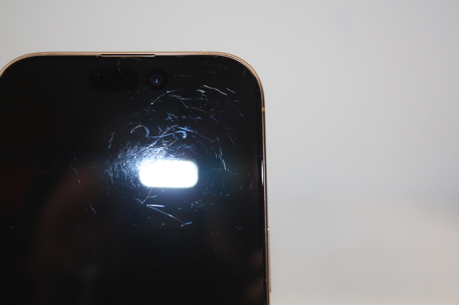 Apple iPhone 16 Pro A3083 – 128 GB – Desert Titanium (Unlocked) Smartphone, 002