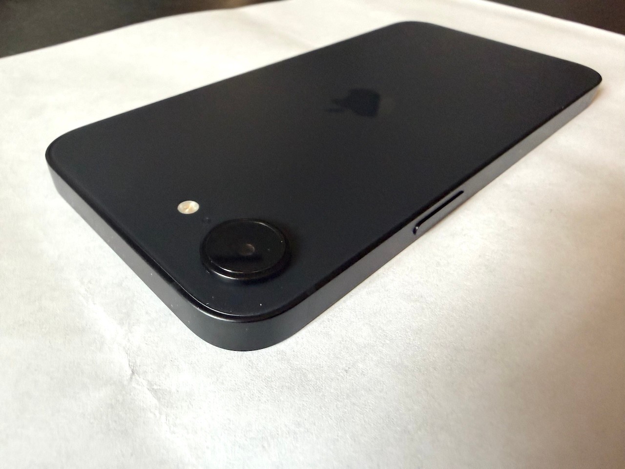 Apple iPhone 17e – 256 GB – Black (Unlocked) NEW UNUSED!