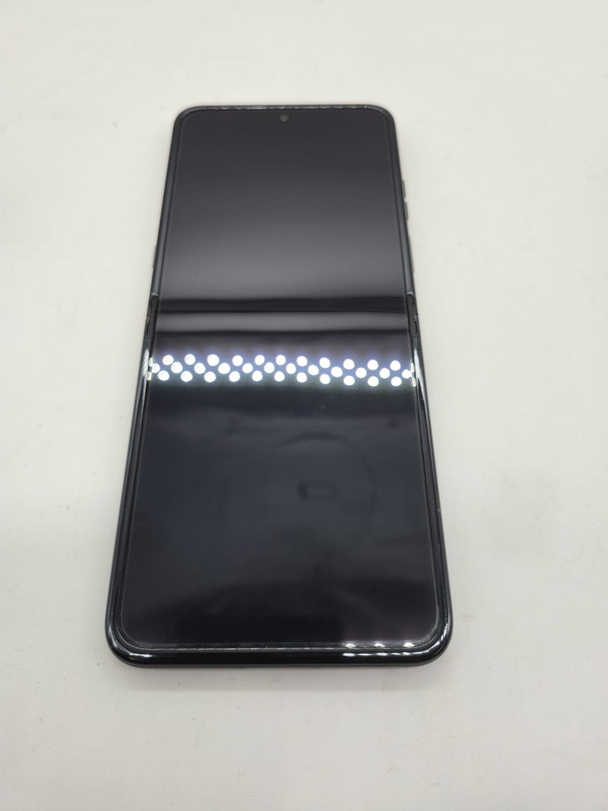 Motorola Razr Ultra 2025 XT2551-2 512GB Factory Network Pantone Scarab