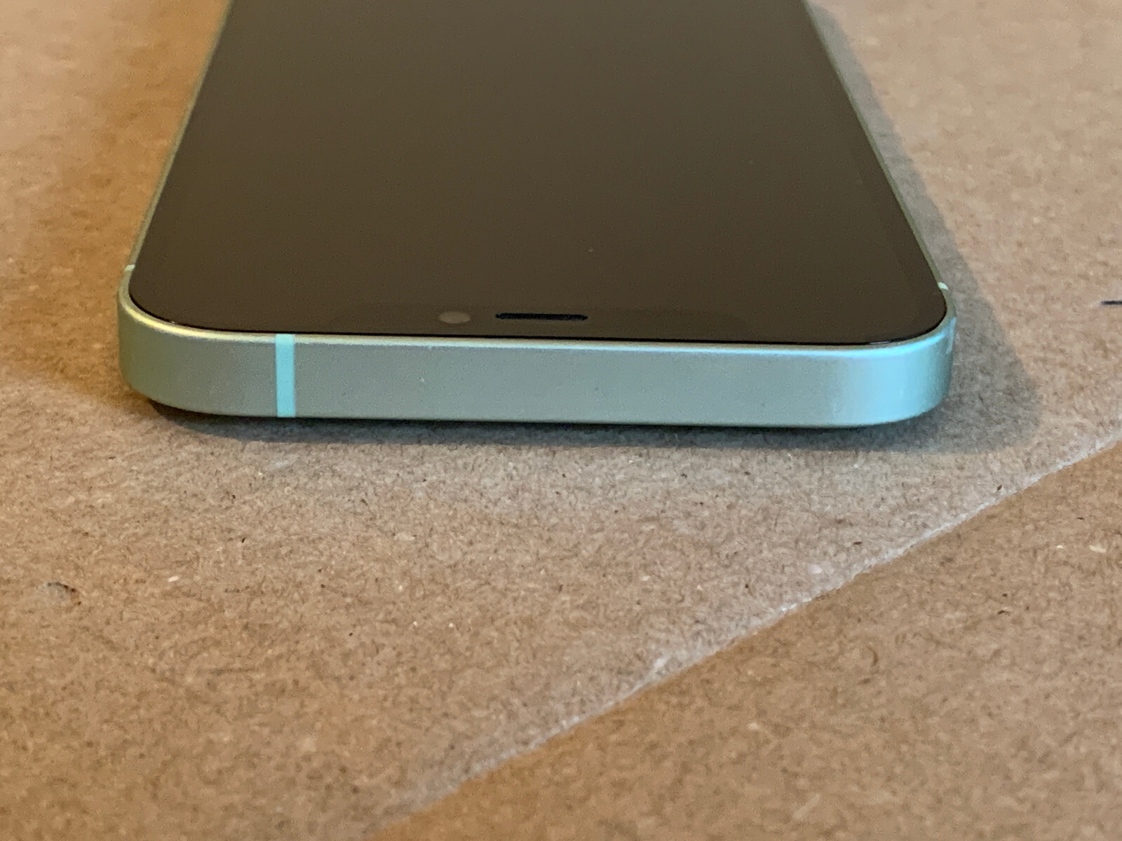 Apple iPhone 12 64GB – Green Unlocked (CDMA + GSM) A2172 READ