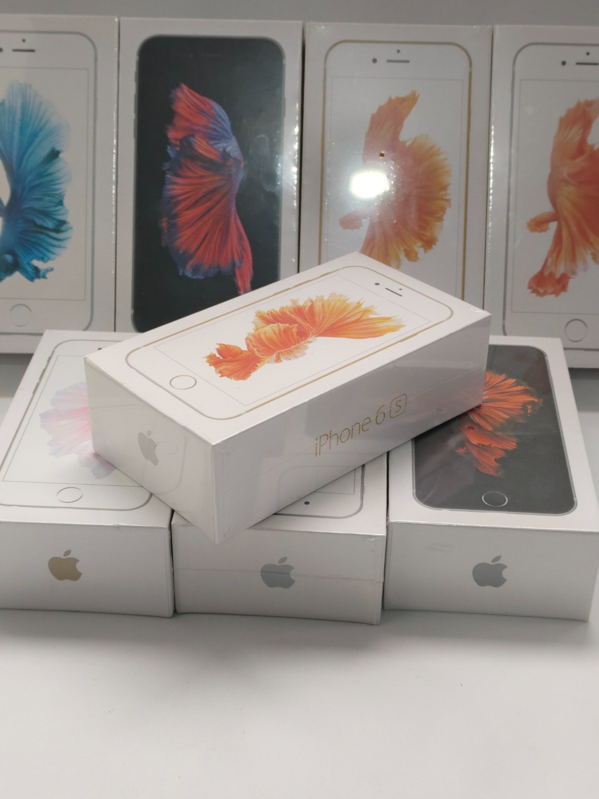 Boxed Apple iPhone 6s/6s PLUS 16/32/64/128GB Factory UNLOCKED(any carrier)