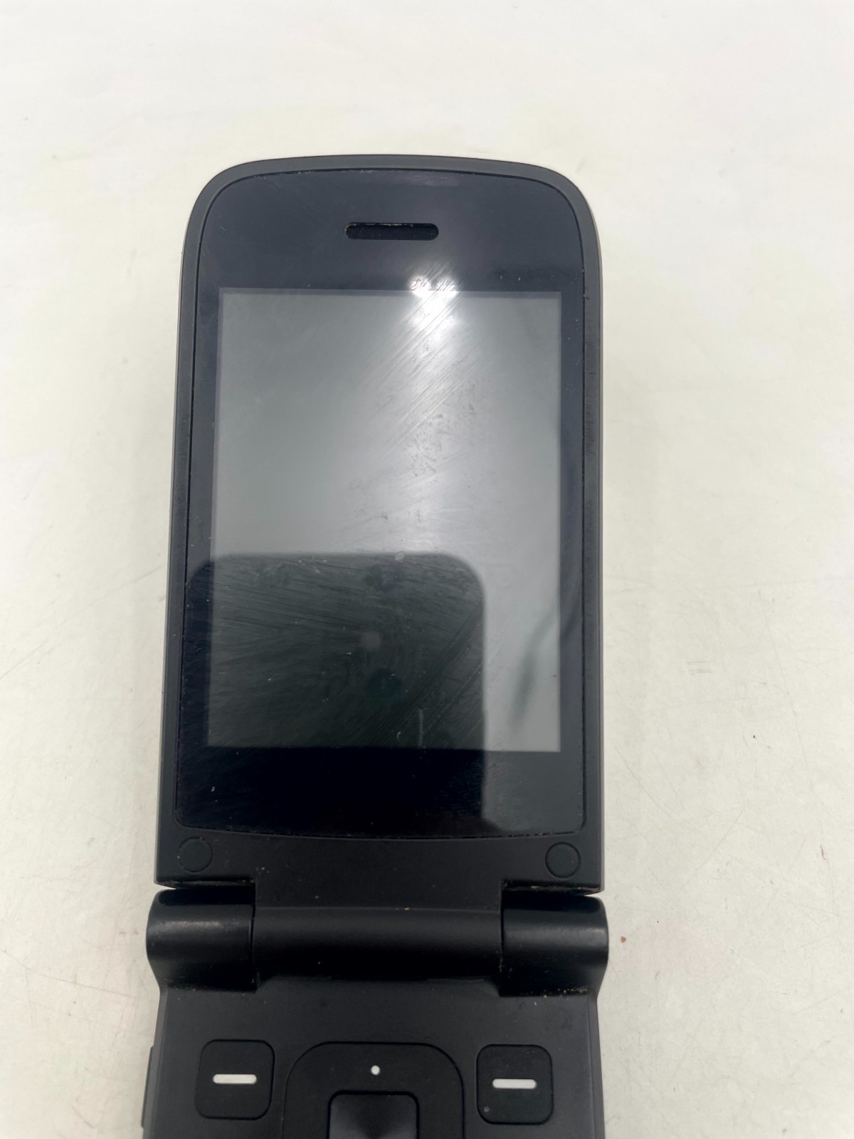 Orbic Verizon Flip Cell Phone Black 2.8″ Color Screen Rear Camera NEED BATTERY