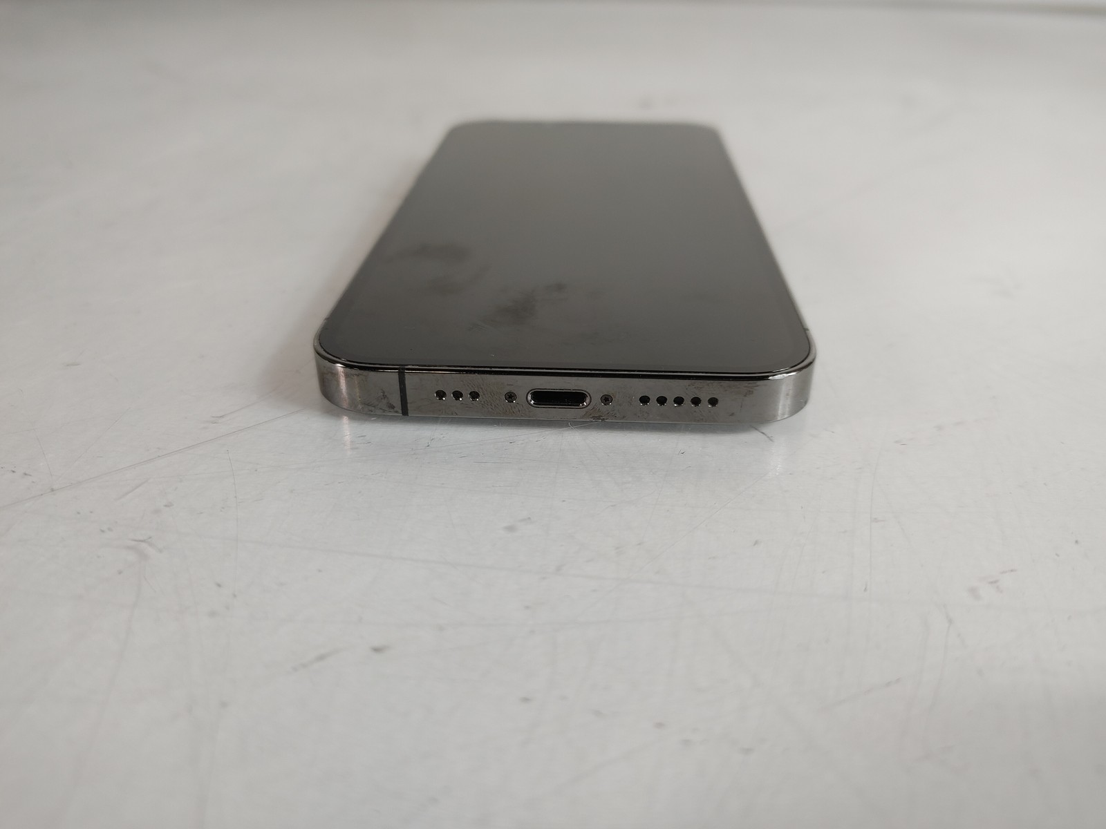 Apple iPhone 13 Pro A2483 128 GB iOS 26.3.1 (Wi-Fi + 5G) Unlocked For Parts
