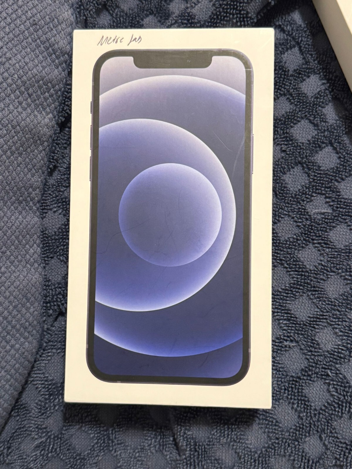 Apple iPhone 12 – 64 GB – Gray Black (Metro)