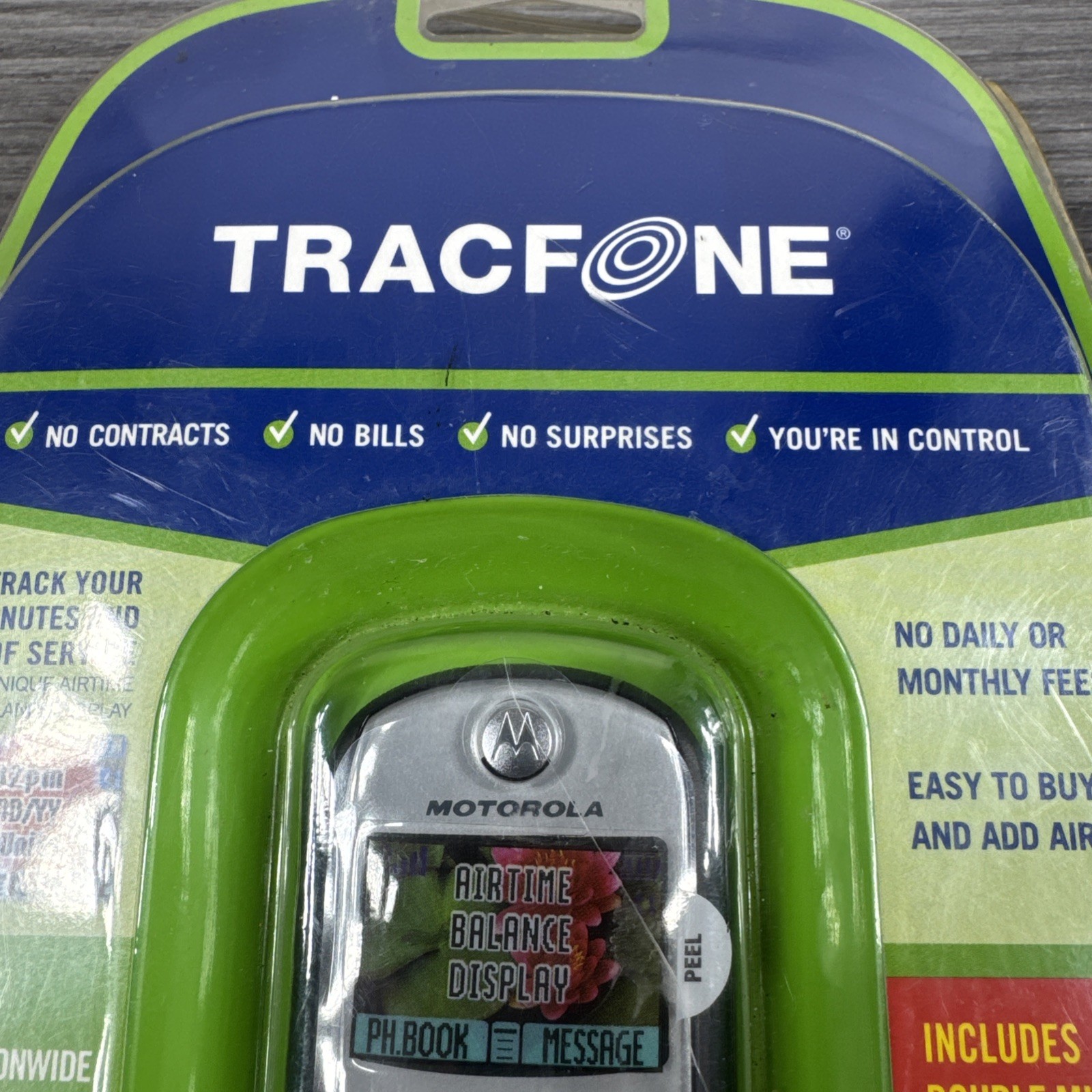 New Motorola C Series C139 – Black/Silver TracFone Cellular Phone Still Sealed