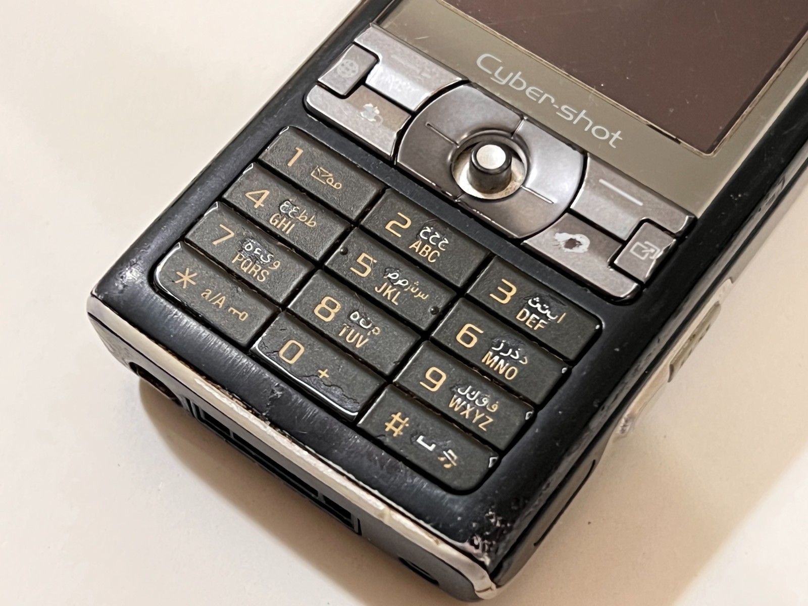 Rare Sony Ericsson K800i – 64 MB – Black (Unlocked) GSM Mobile Phone Vintage