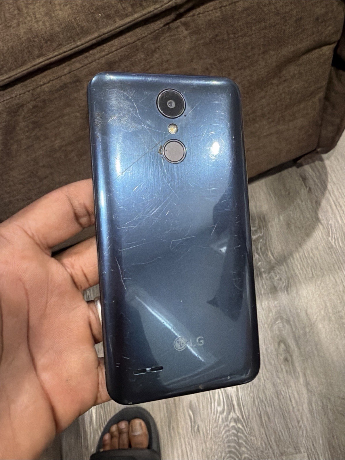 LG Stylo 4 Blackbar phone with power button missing