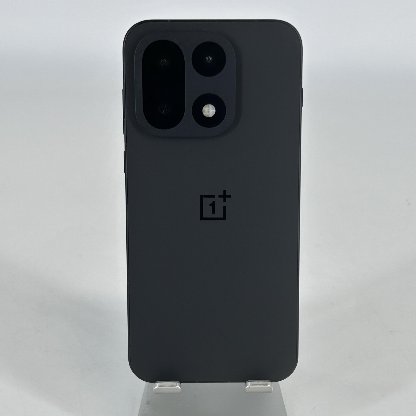 OnePlus 15 Infinite Black 512GB Unlocked – 16GB RAM – Very Good w/ LCD Bleed