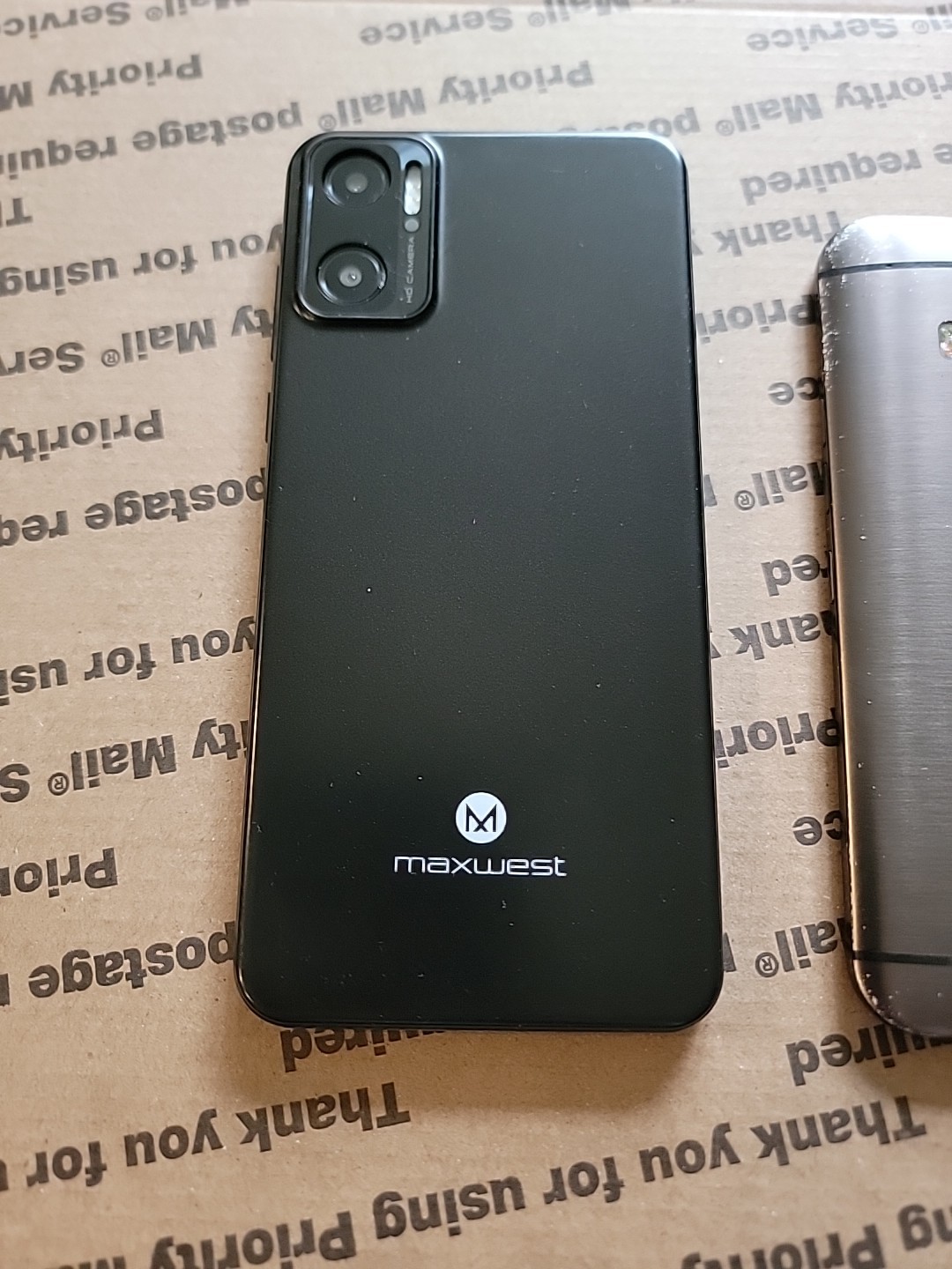 HTC One M9 Works Locked & Maxwest Nitro N62 For Parts