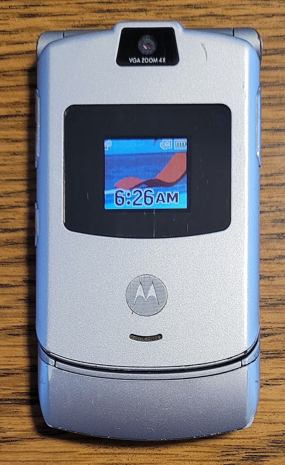 Motorola RAZR / Razor V3 – Silver ( Cingular / Unlocked ) Rare GSM Flip Phone