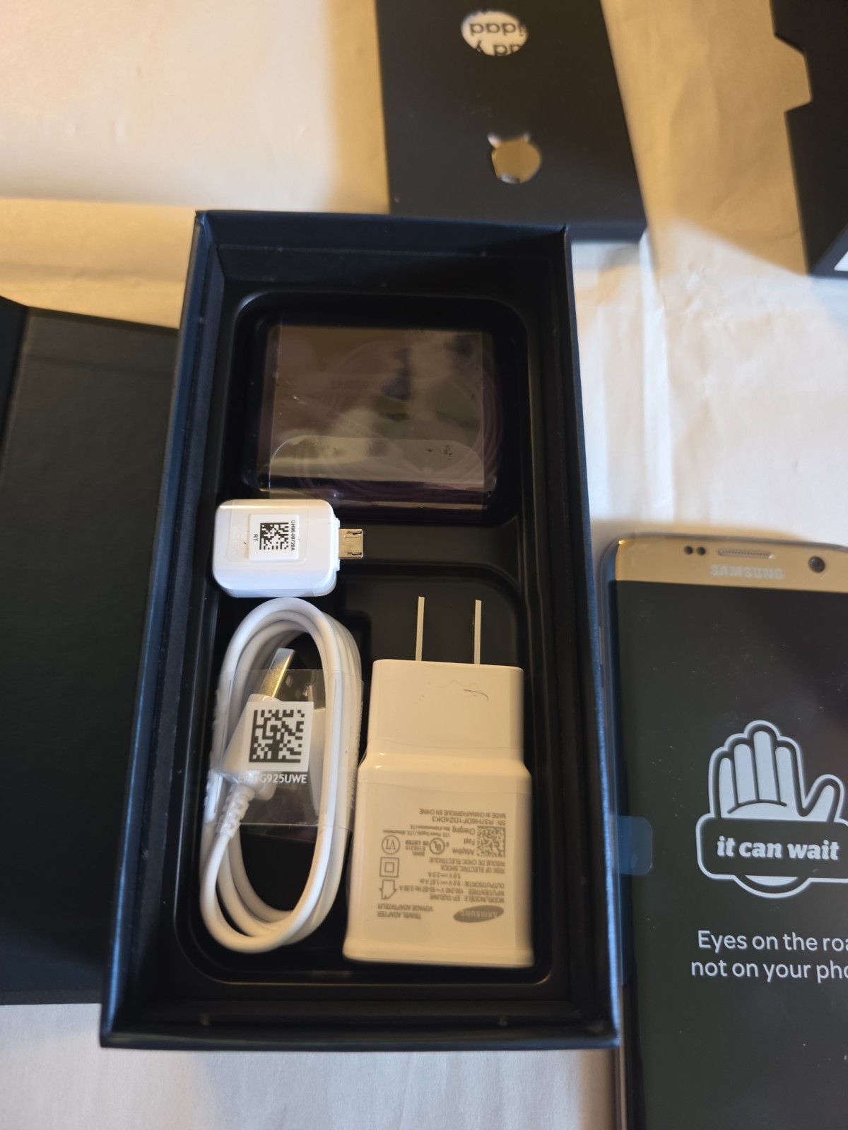 Samsung Galaxy S7 Edge G935A 32GB AT&T T- Brand New !! Gold