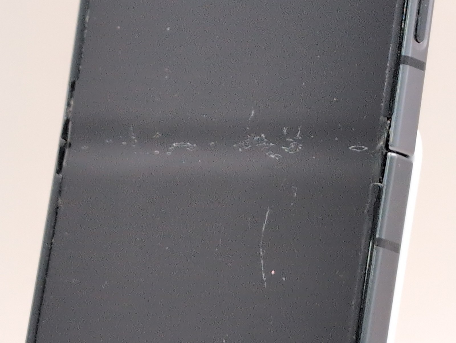 Samsung Galaxy Z Flip5 SM-F731U 256GB Graphite T-Mobile Unlocked W087200