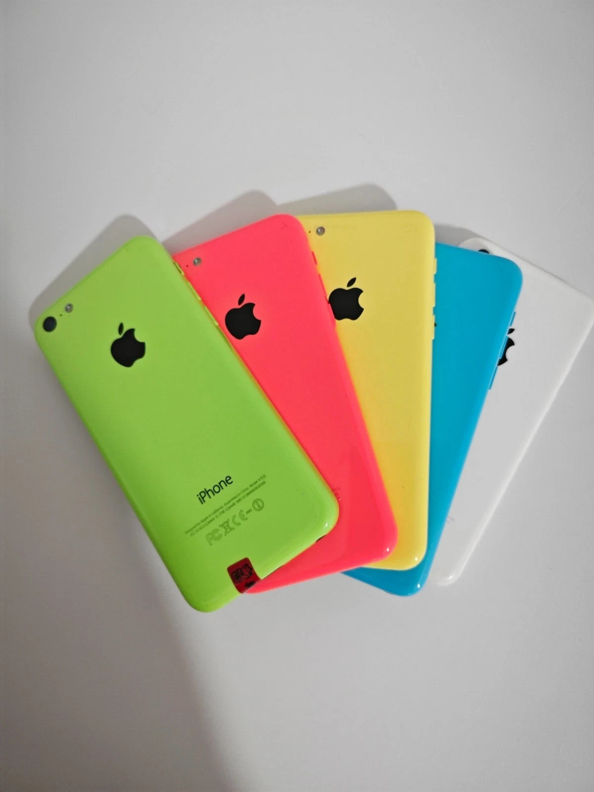 Apple iPhone 5c – 8-16-32B Factory UNlocked(any carrier) 4” 8MP Good Gift