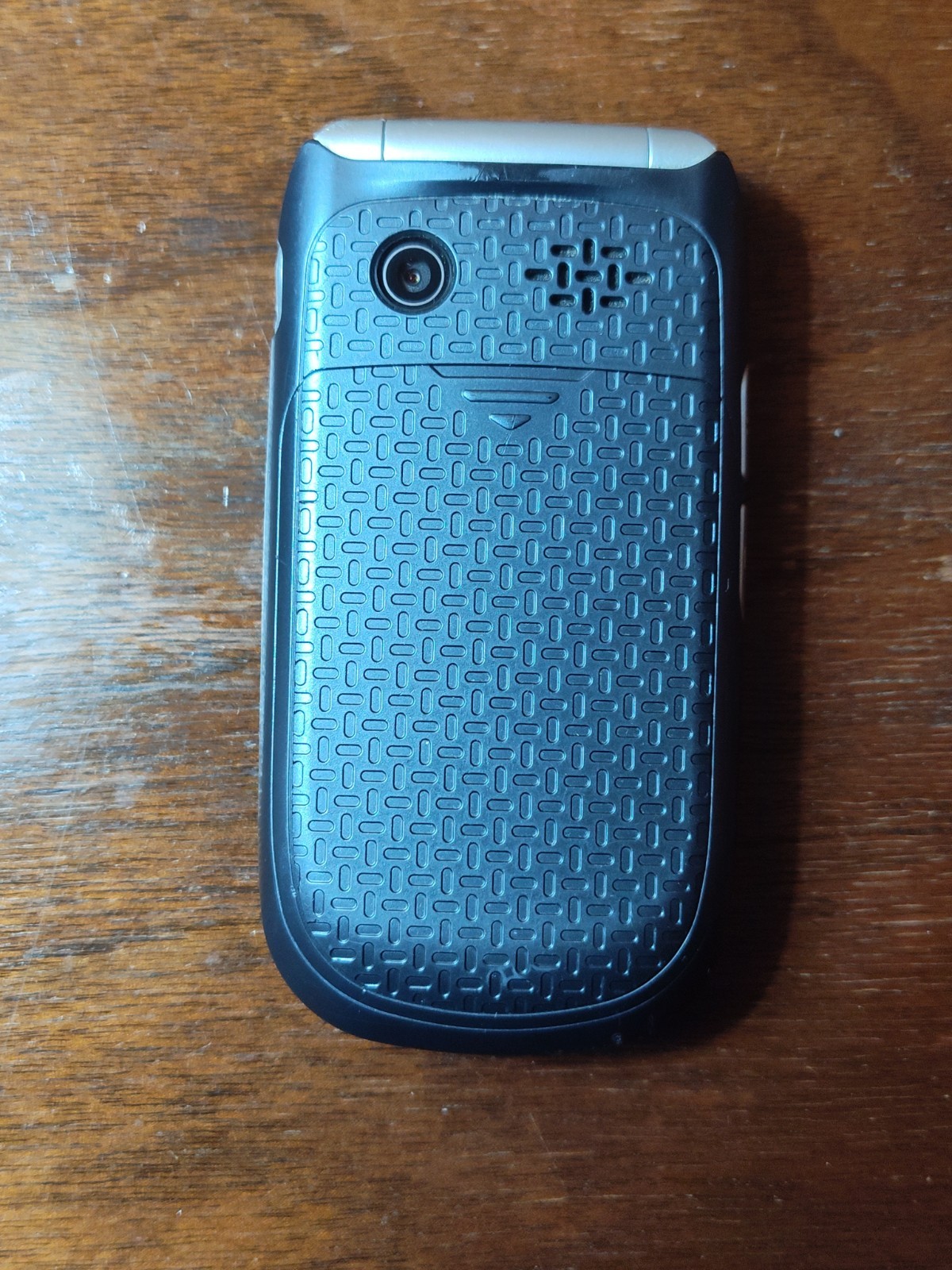 LG B470 – Navy Blue ( AT&T ) Cellular Flip Phone