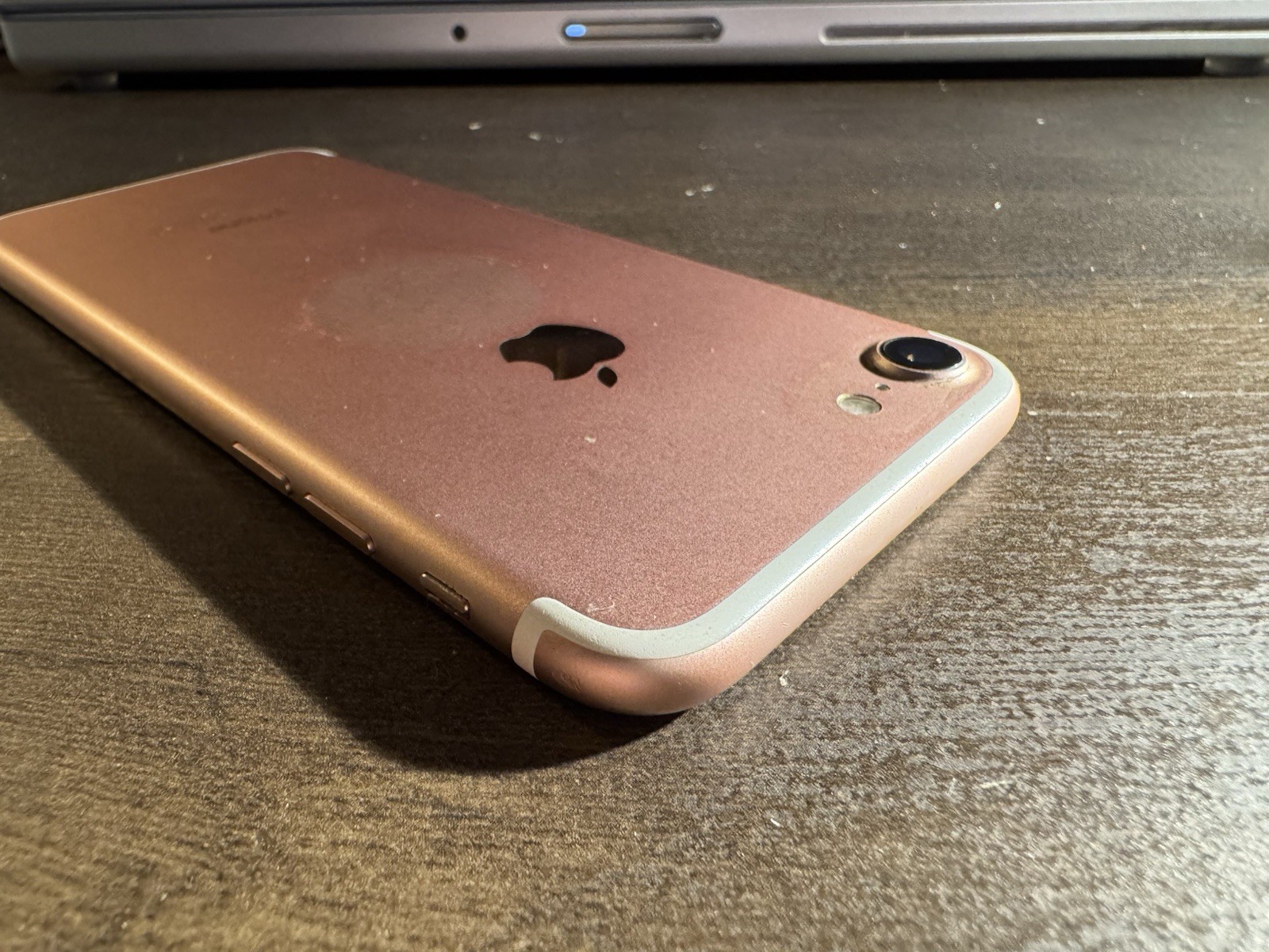 iPhone 7 32gb Rose Gold Unlocked – Used Good – Low Batt