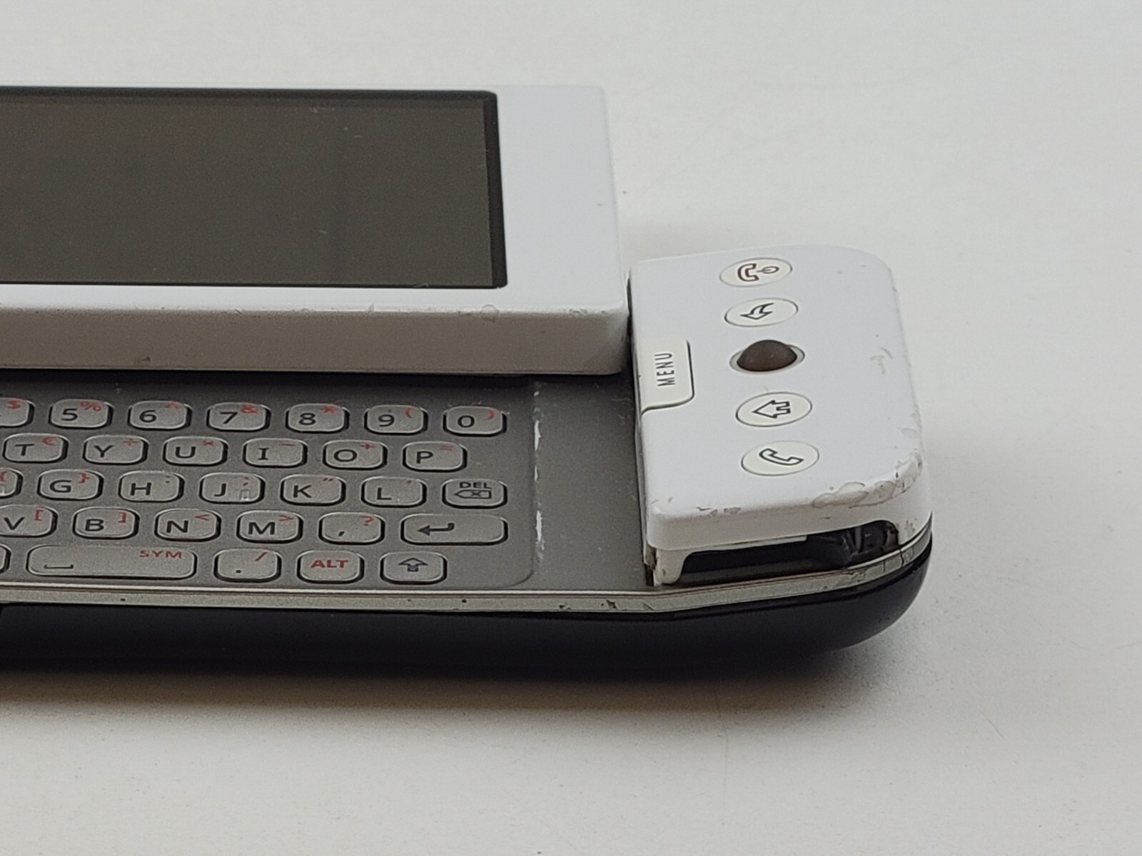HTC Dream Google G1 (DREA100) 128MB – White (T-Mobile) Smartphone – J4619